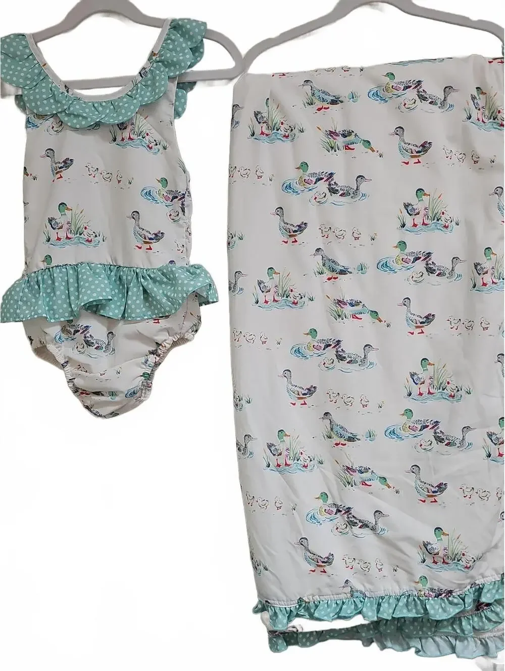 Busy Bees Smocks Girls Duck Print Bathing Suit Girls Size 4T & Ruffled Towel